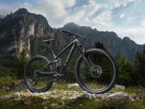 best trekking bike brands